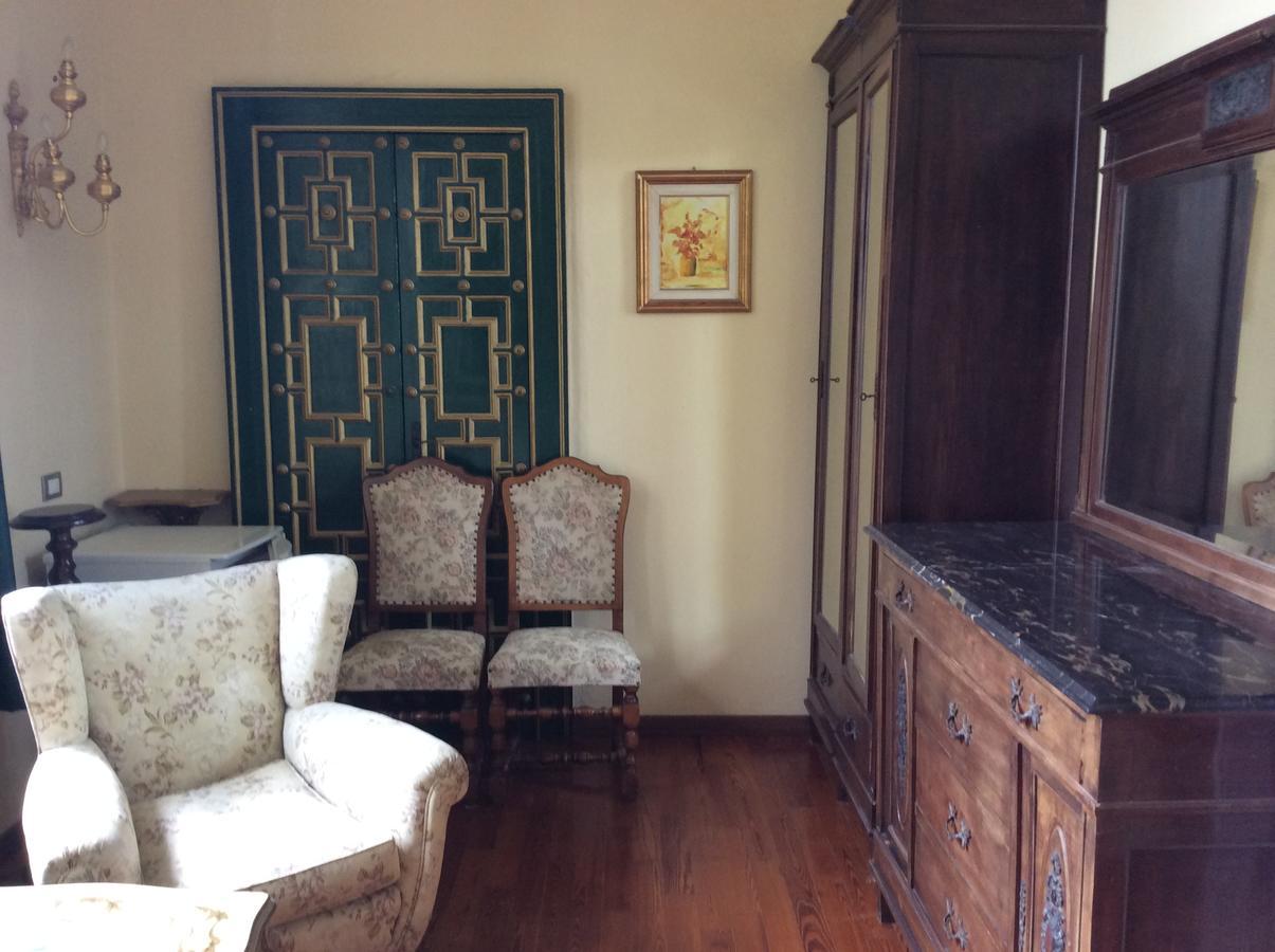 Hotel Villa Della Quercia Verbania Buitenkant foto