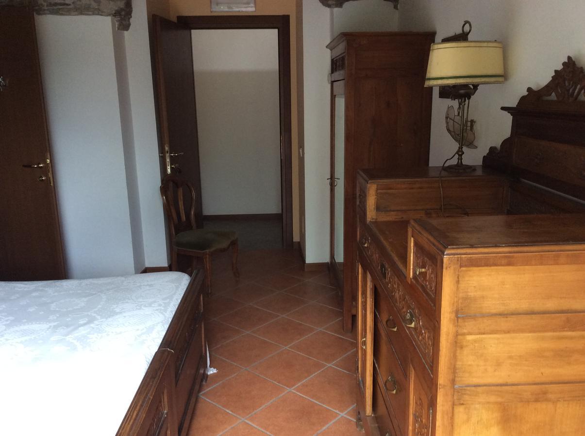 Hotel Villa Della Quercia Verbania Buitenkant foto
